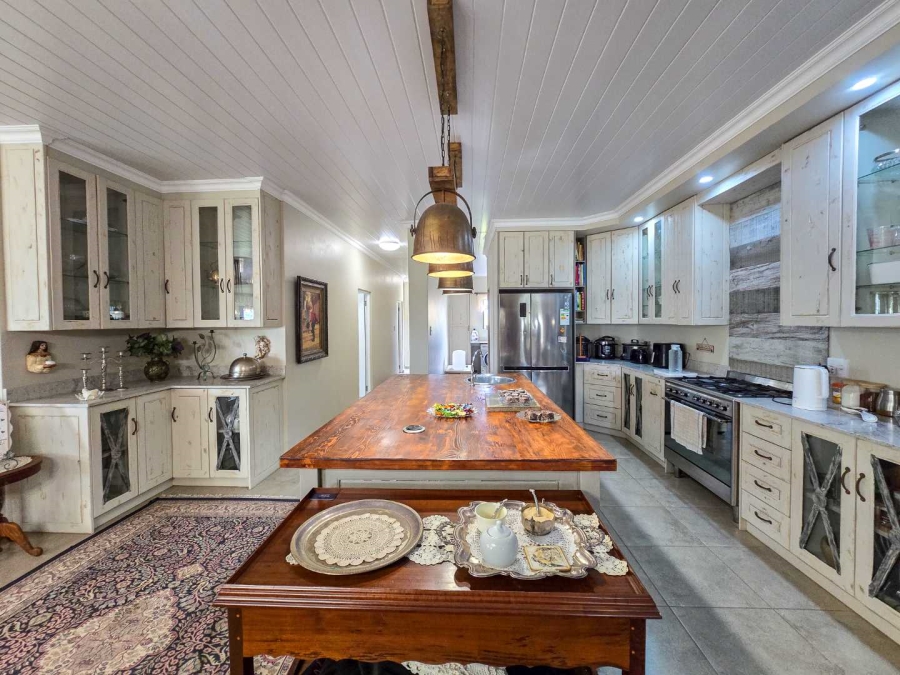 3 Bedroom Property for Sale in Stilbaai Wes Western Cape